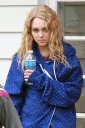 AnnaSophia-Robb-on-Carrie-annasophiarobb_28929.jpg