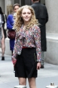 Preppie_AnnaSophia_Robb_on_The_Carrie_Diaries_in_NYC_7.jpg